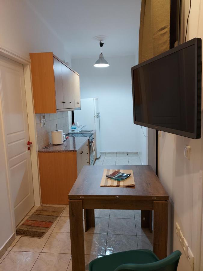 Adler 2 Cozy 2 Persons Apartment Downtown Пирей Экстерьер фото